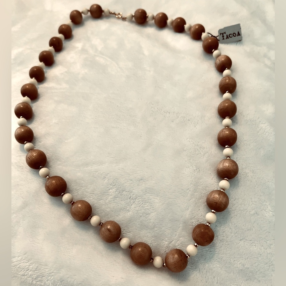 NWT #Vintage#Tacoa 30" Wooden/ Creme/ Gold Beaded Necklace